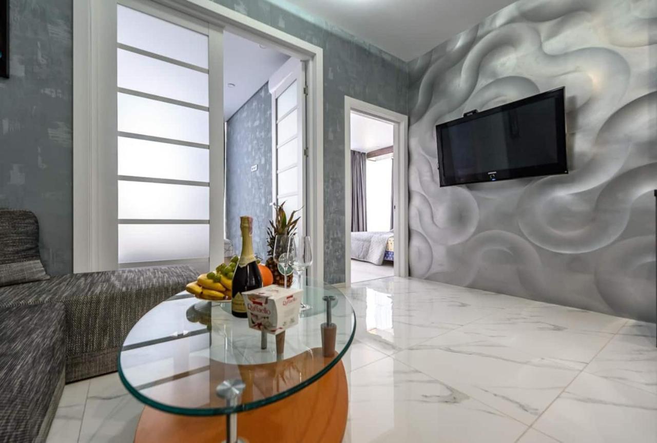 Бесті Апартаменти, 2 Спальні, Вид Моря 0523 Odessa Eksteriør billede